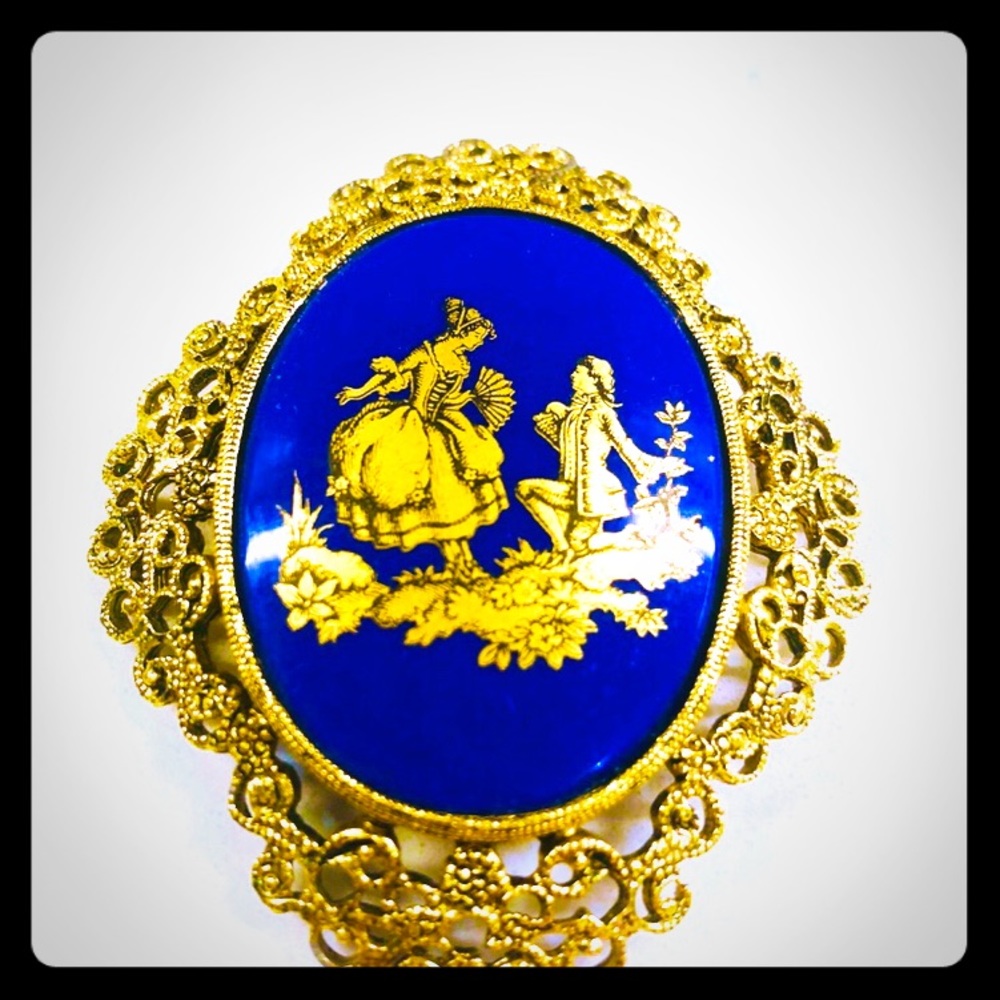 Vtg Signed Fragonard Cobalt Toile Glass GP Pin